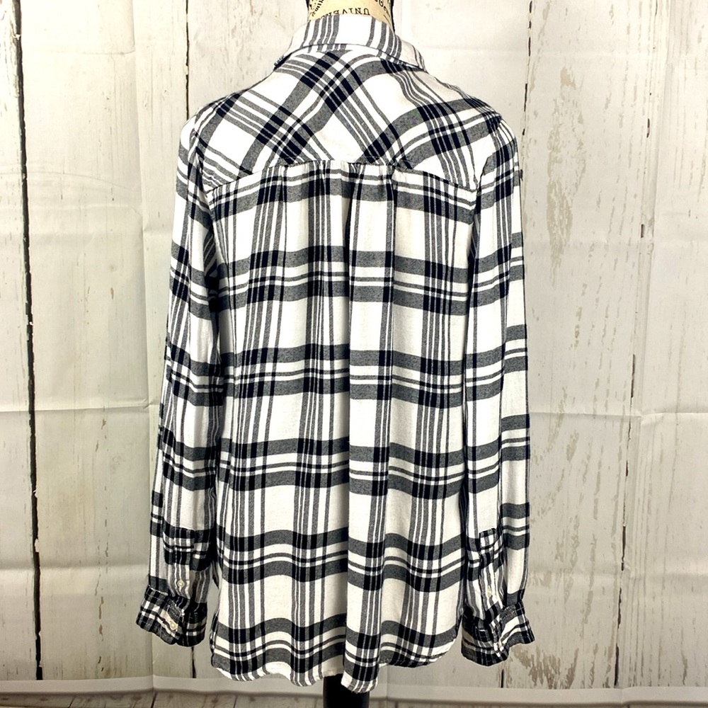 Lucky Brand Long Sleeve Black and White Shirt - Picture 3 of 6